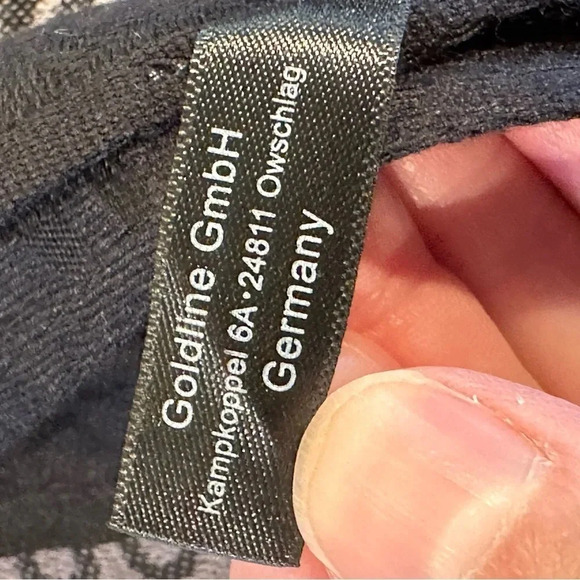 Goldline GmbH Fringed Raw Edge Lightweight Paisley Print German Scarf - Picture 6 of 7